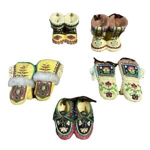 Friends Of The Feather Hanging Moccasins (3 Pairs) & Gloves (2 Pairs)